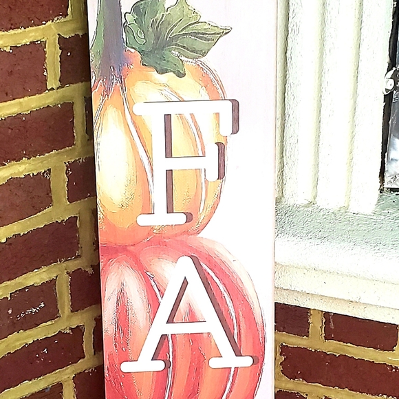 Fall decorations - Picture 5 of 6